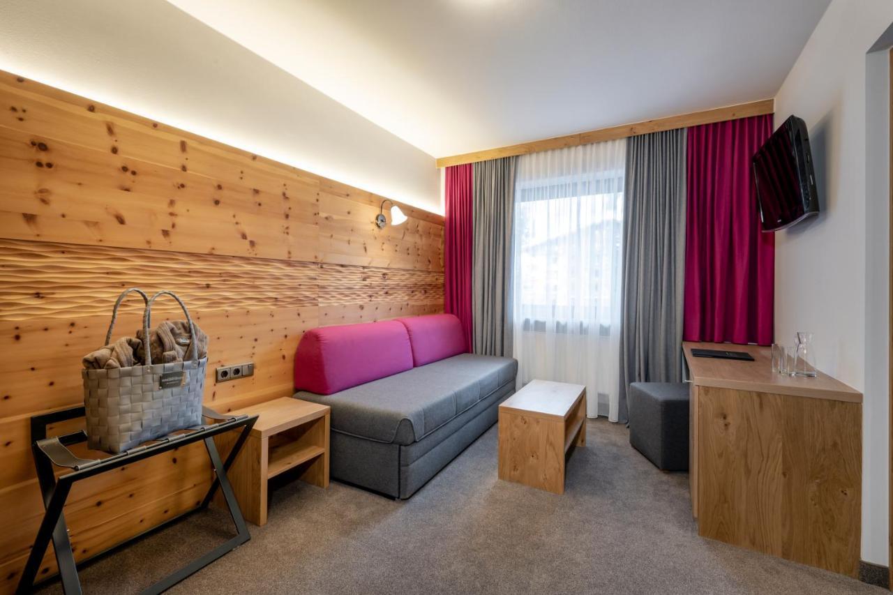 Hotel & Bike Wiesenegg 4*